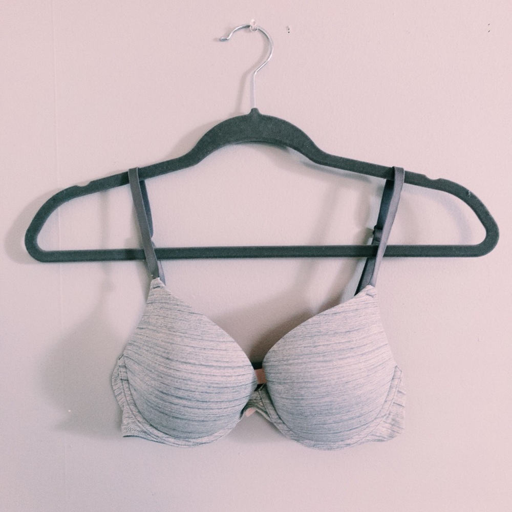 PINK wear everywhere bra